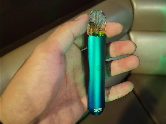 《菸害防制法》新法自2023年3月上路，但电子烟、未经核准的加热菸仍在市面上流窜。（示意图／王家瑜摄）★《中时新闻网》：吸菸有害健康 中时新闻网关心您！戒菸专线：0800-636363。