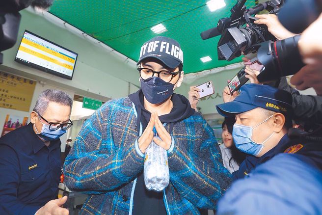 王大陆近日搭机返臺，事前透过叫车平臺安排接送，但当场见到车辆后却怒火中烧，认为车辆条件低劣、不符自身要求，随即召集人马，对司机及派车员大打出手。（中时资料库）