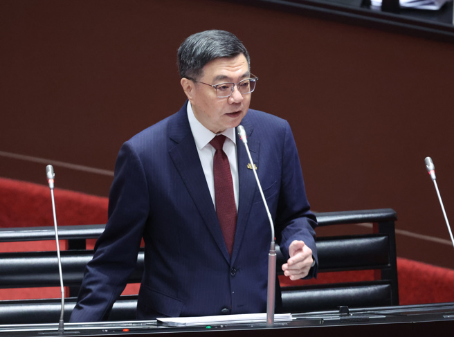 行政院长卓荣泰4日在立法院答询。（姚志平摄）