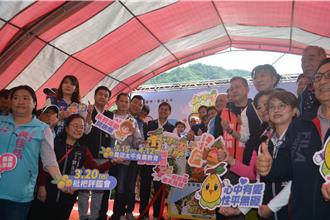 無畏冰雹造成落果 太平批杷節登場