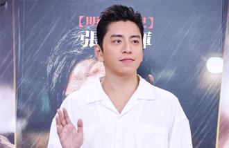 王大陸抓狂片曝光！敲玻璃比「大中指」 嗆運匠下車輸贏