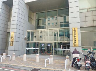 不滿被按喇叭 潑漆報復判3月