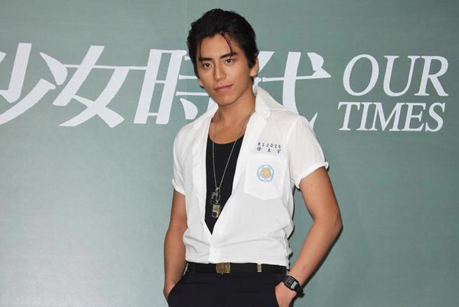 王大陆疑不会开特斯拉车门暴怒。（中时资料照）