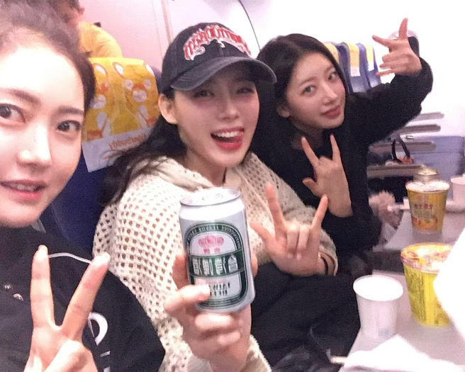 河智媛正式抵达台湾，乐天韩籍三本柱合体。（图／IG@hajiwon.22）