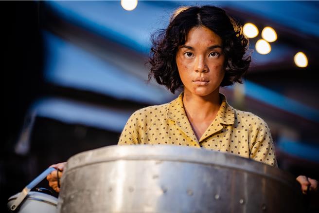 《邪降女帝》将推出升级版暗黑料理。（威视电影提供）