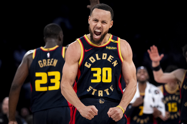 歐尼爾(Shaquille O'Neal)稱勇士球星柯瑞(Stephen Curry)應納入GOAT評論辯論。(圖/美聯社)