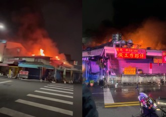快訊》台中第五市場暗夜惡火　鐵皮建物火舌竄出濃煙四散
