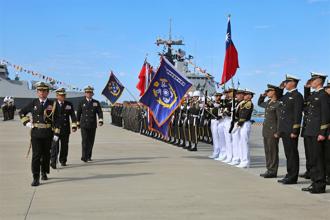 敦睦開訓肩負使命 展現壯盛軍容