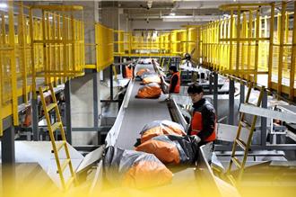 全球製造業回穩   陸維持擴張區間   節後物流持續升溫