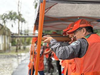 防範綠鬣蜥入侵 宜蘭分署訓練專業團隊驅離移除