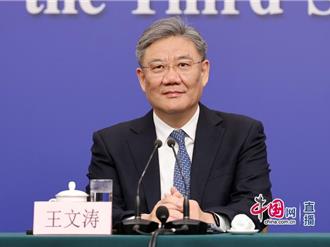 陸科技創造服務貿易新典範  王文濤：DeepSeek、哪吒帶頭走出去