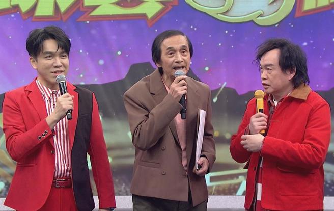 台语歌坛教父纪明阳（中）登上《综艺一级棒》。（中视提供）