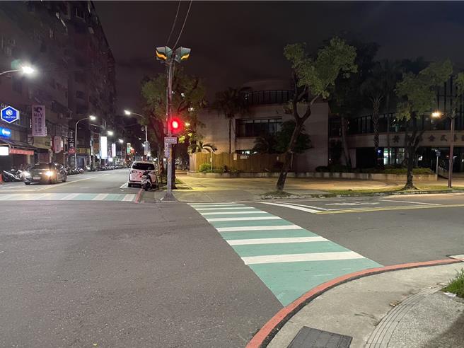 新北市新庄区黄城公园昨晚发生少年互殴事件。（警方提供）