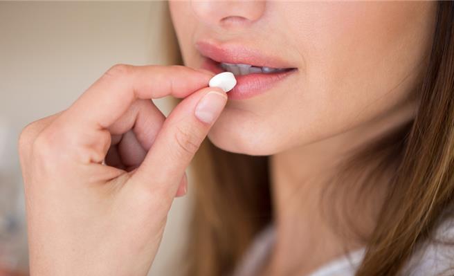 事后避孕药是高剂量的单次使用药品，作为紧急避孕措施，在国内属处方药，须由医师开立。（示意图，Shutterstock／达志）