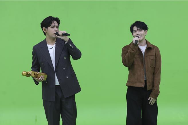 陈零九与许佳麟合作推出单曲〈写DY神曲〉。（种子音乐提供）