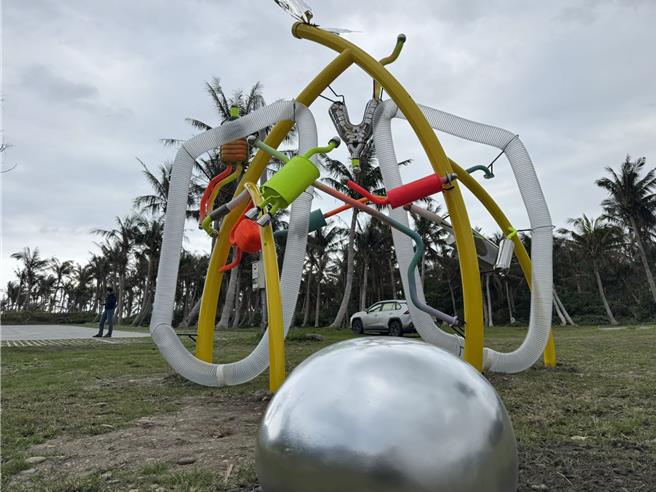 黃裕榮《救廢散》。（花蓮縣府提供／王志偉花蓮傳真）