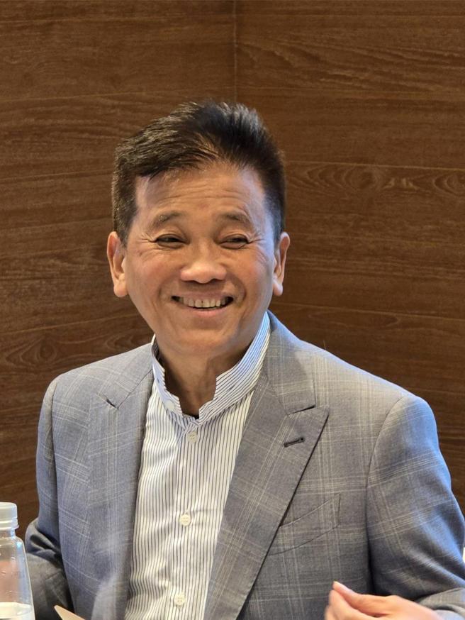 台骅总经理顏益财形容今年海运将是「暗潮汹涌、惊涛骇浪」。今年投资航运股，心臟要强，小心会晕船。图／邱莉玲