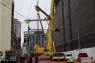 丰采520復工封路 商家无生意跳脚