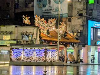 基隆城隍庙地下道重现光彩 玻璃砖打造「永续的光盒子」