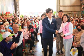 高雄6連霸議員陳明澤交棒女兒參選 陳其邁出席力挺