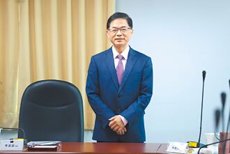 緋聞下台 李孟諺回鍋政院有給職顧問