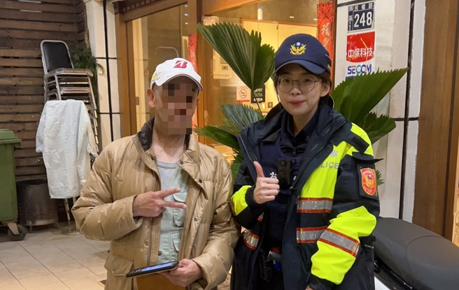 日本311地震受灾户感念热情，来台旅游却迷路幸遇暖警。（翻摄画面）