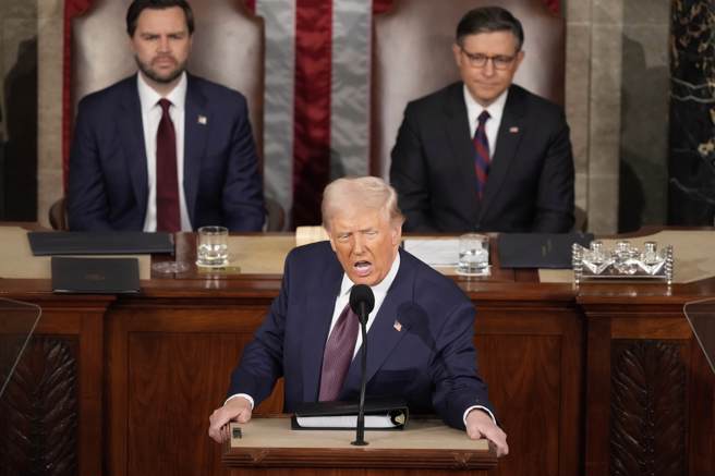 川普认为「美日安保条约」没互惠。（图／美联社）