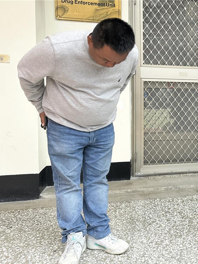 恒春镇代会主席赵记明为开车衝撞核三厂大门向社会大眾道歉，表示自己做了不好的示范，但也强调核三厂应加强工安及通报。（民眾提供／罗琦文屏东传真）