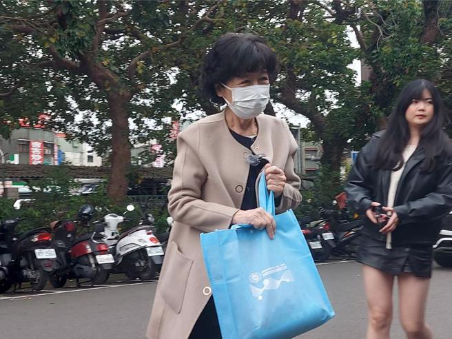 柯文哲妻子陳佩琪7日至北所會客。（張鎧乙攝）