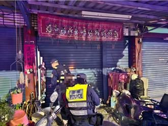 住宅铁门深夜遭衝撞又丢鸡蛋 警逮1男疑债务纠纷