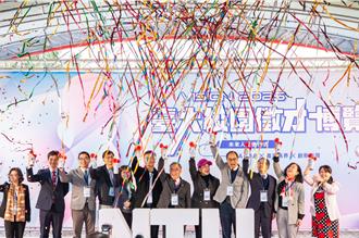 台大徵才博覽會330家企業搶人才 AI與跨領域職缺熱招