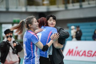 企排》刘美菁豪取20分  率臺北鲸华横扫中纤再闯冠军战