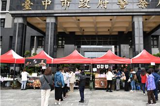 女力崛起！台中警局妇女节宠爱女警 女王节狂送好康