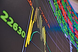 16檔營收超標 以長護短