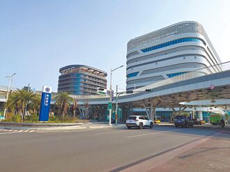 高雄車站招商 民代籲仿日本經驗