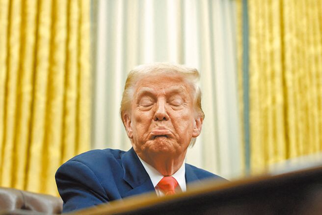 美国总统川普6日表示，北约组织盟国的国防支出太少，称如果盟国不付出，美方不会保卫他们。（路透）