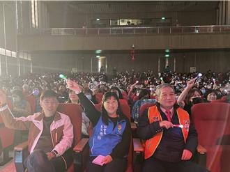 讓奉獻成為一種榮耀公益演唱會登場 竹縣近千志工聽好歌