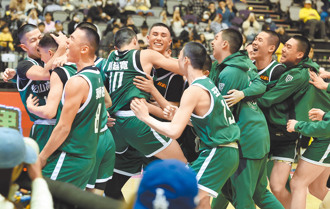 HBL》南山战松山争男子冠军！ 球迷妹揪穿「红战袍」到场加油