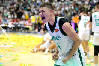 HBL》劉程恩、查傑展現領袖氣質 教頭葉韋喬：兩人都是MVP