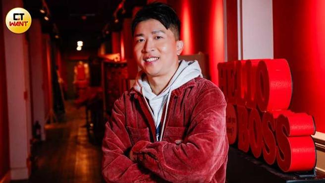 对于2022年才开设频道，张立东表示完全不觉得自己太晚投入YT这块产业。（图／赵文彬摄）