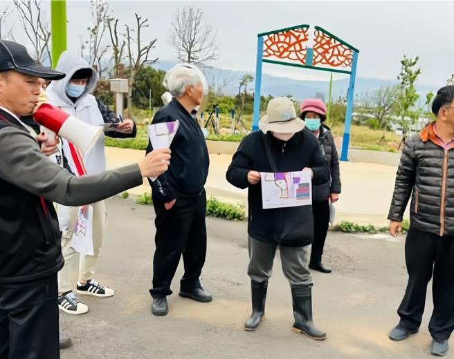 山峰自办市地重划区因道路命名意见分歧，经市府及地方办理多次会勘沟通后，终于近期完成命名工作，目前已送至市府核定。（图／国民党桃园市议员舒翠玲）
