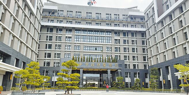 台中市警察局大甲分局泰安派出所王姓所長於勤務中喝酒，遭記過調職。（本報資料照片）