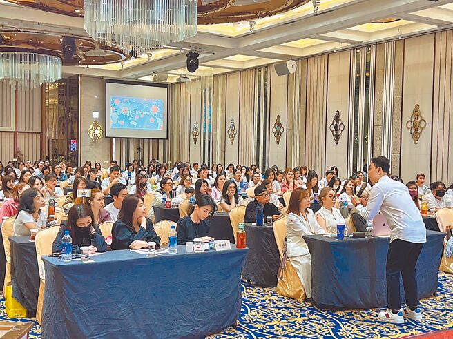 宇澄生技擁有專業完整的培訓系統，協助創業者迅速掌握市場脈動。（宇澄生技提供）