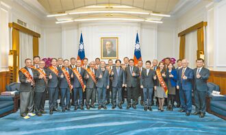 總統接見全國17位傑出經理人