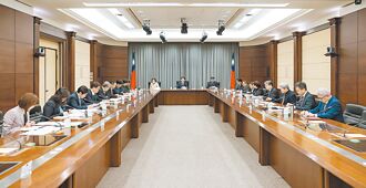 特別預算後遺症