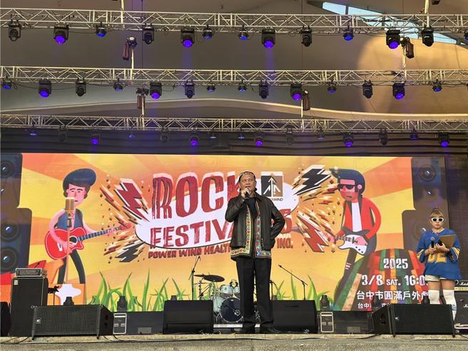 柏文董事長陳尚義8日在台中出席公司春酒園遊會時，宣布今年度重要營運布局。圖／劉朱松