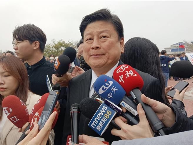 國民黨立院總召傅崐萁再次呼籲司法，柯文哲若沒有觸法，必須還其清白。（邱立雅攝）