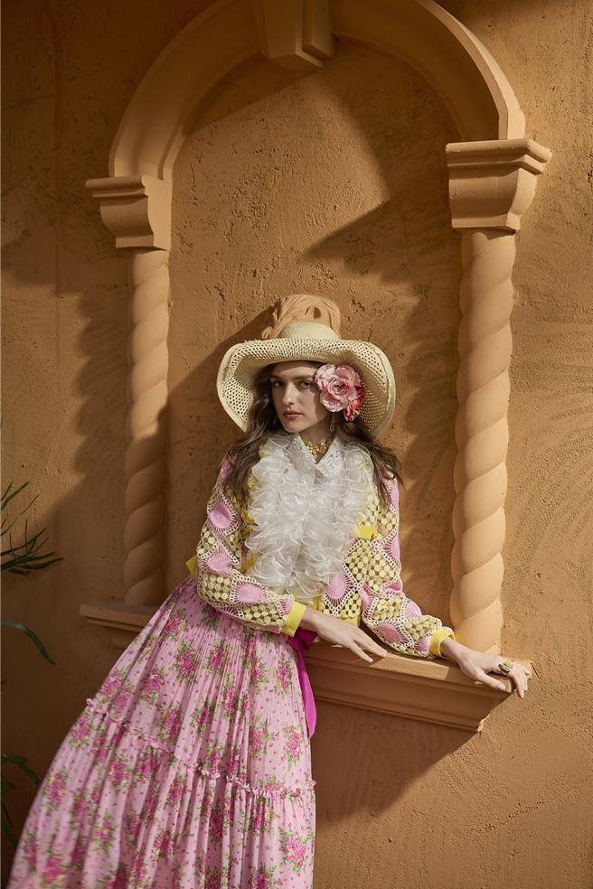 統一時代百貨台北店引進女性時尚衣著品牌「iROO」。（統一時代百貨提供／朱世凱台北傳真）