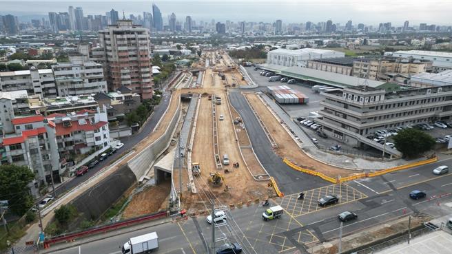 台中市市政路延伸工程第1标工业区一路至安和路段，歷经2年半，预计于3月底完工。（台中市政府提供／陈淑娥台中传真）