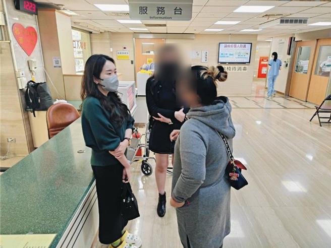 黄馨仪前往探视陈男，受到家属无尽感谢。（黄馨仪提供／任义宇高雄传真）